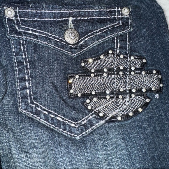 NWOT Harley-Davidson Women’s Denim Jeans SZ 6 Blue Rhinestones Silver Thread Emb - Picture 1 of 10